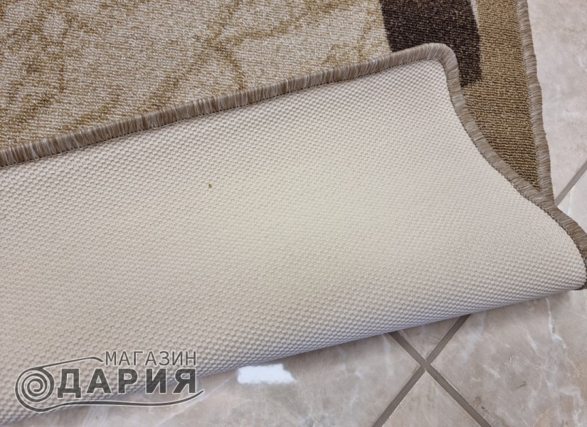Мокетен килим 84 beige